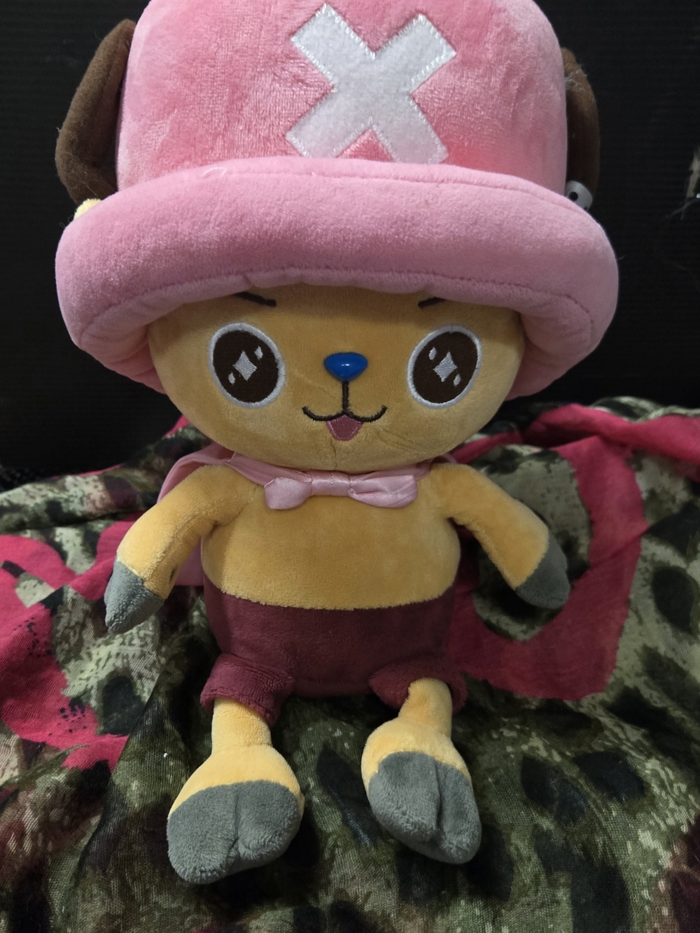 One Piece Tony Tony Chopper Plush Toei Animation Pink Hat Cape Vintage Anime